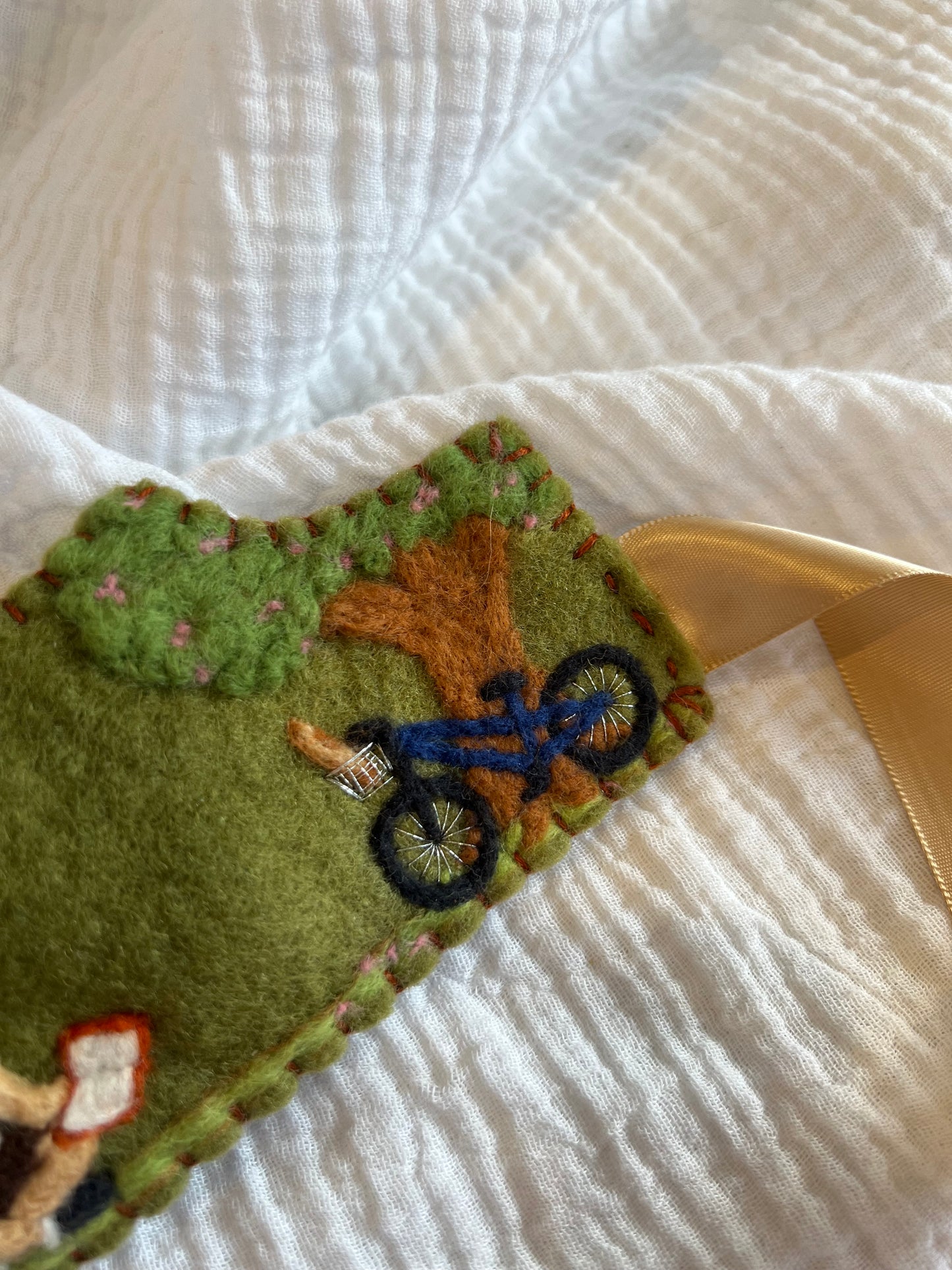 Custom Story Crown - July Birthday