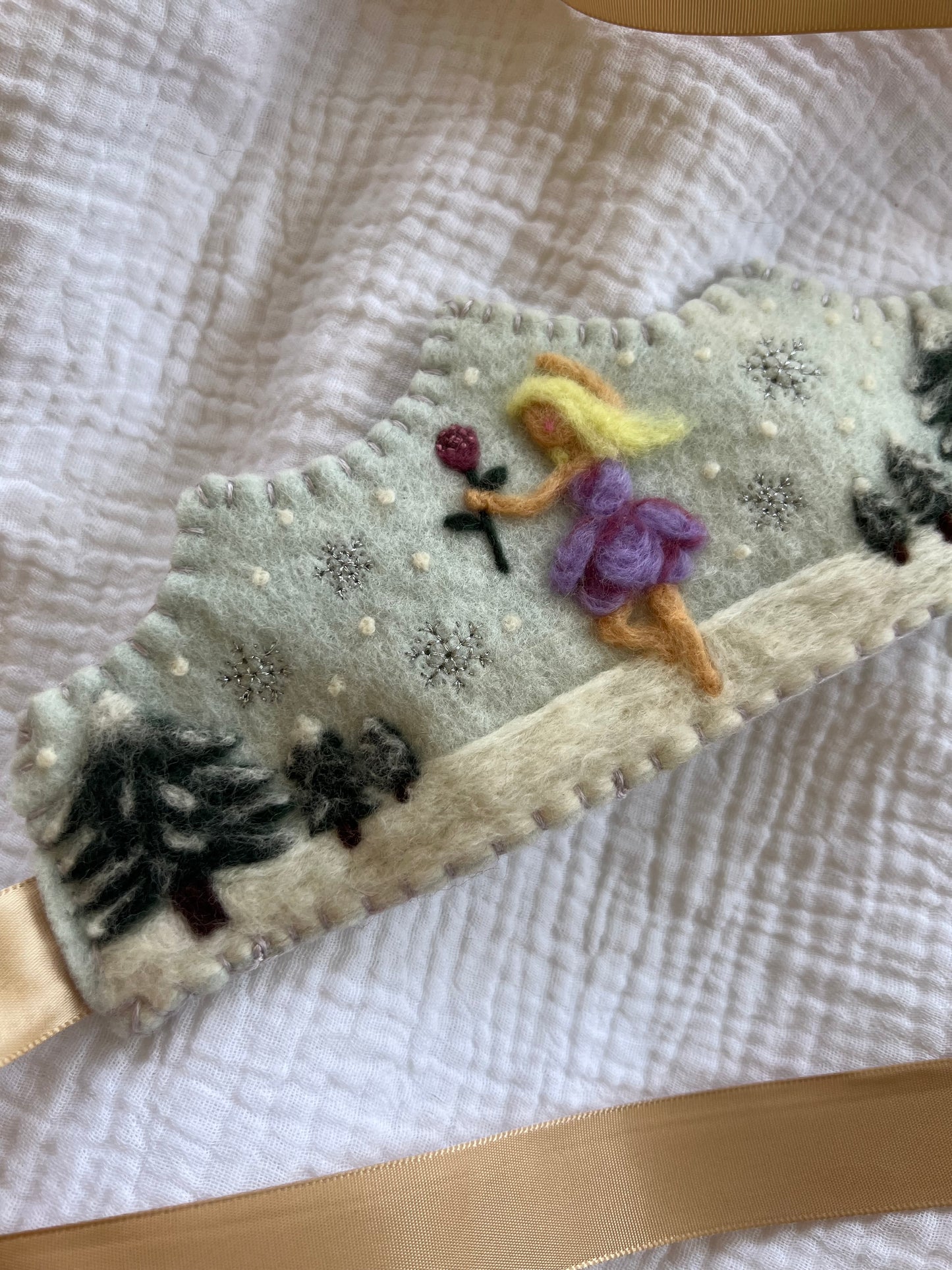 Custom Story Crown - July Birthday