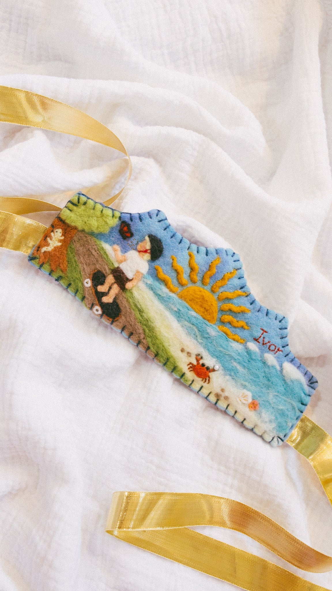 Custom Story Crown - July Birthday
