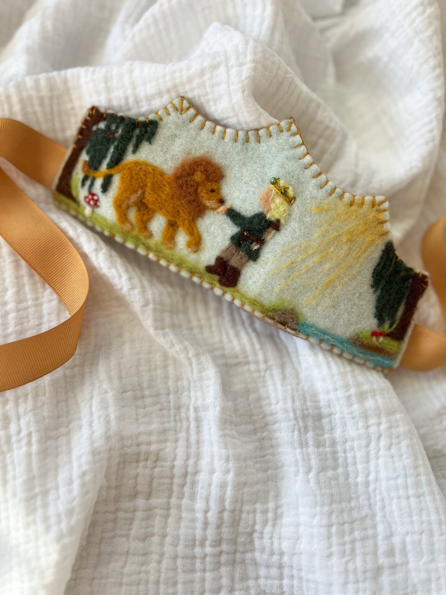 Lion and Prince Crown